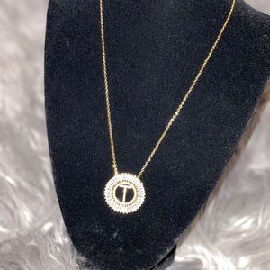 Initial Halo Baguette